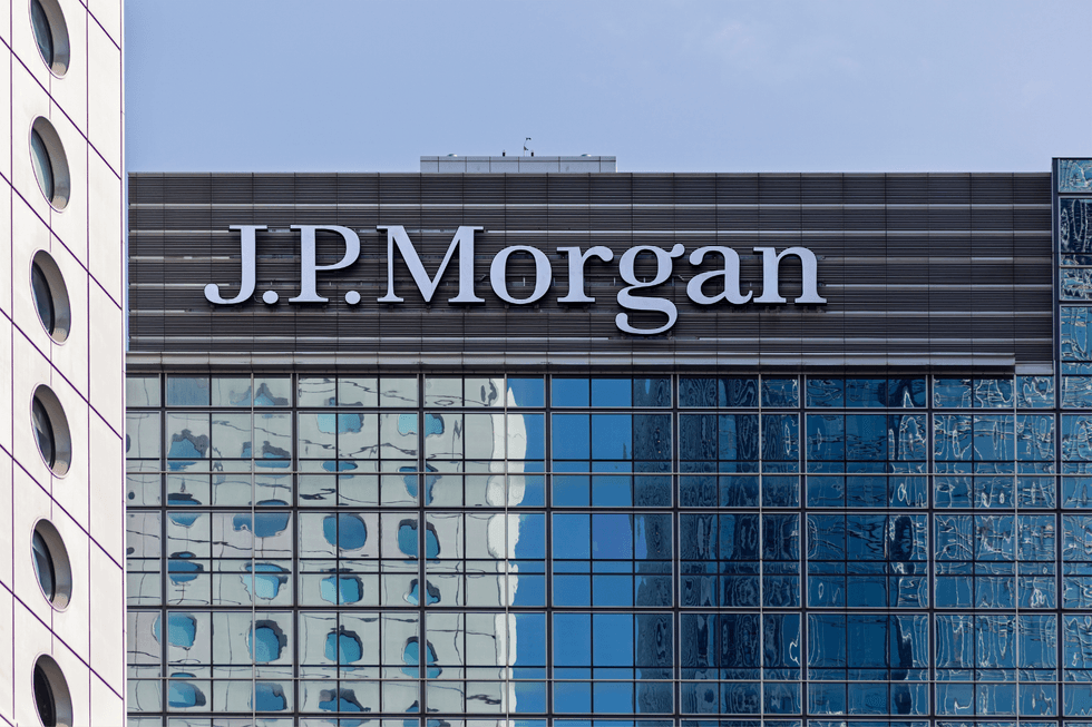 JP Morgan expects Pakistan’s central bank to cut interest rate by 5-6% in FY25