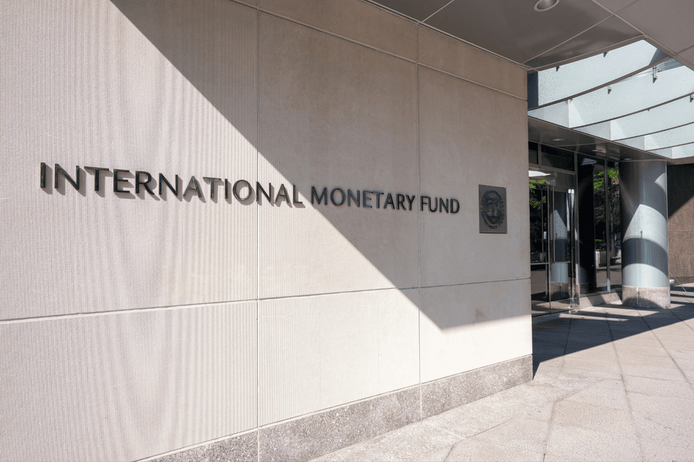 Pakistan likely to announce mini-budget amid revenue concerns