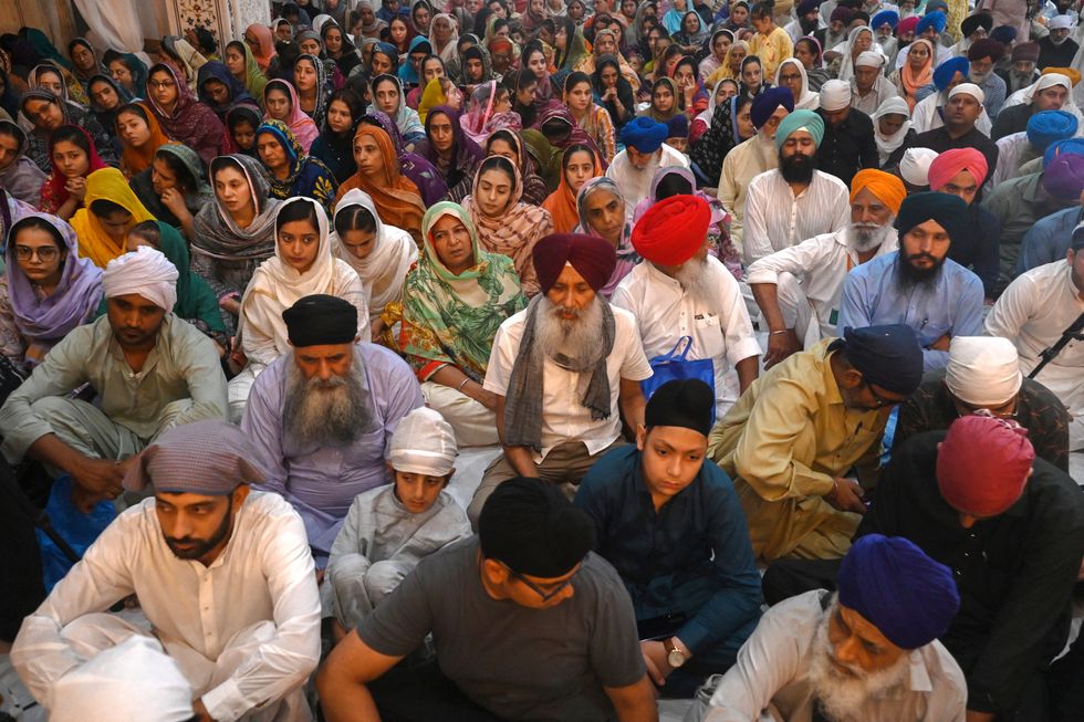 Pakistan issues over 3,000 visas to Sikh pilgrims for Baba Guru Nanak’s birthday celebrations