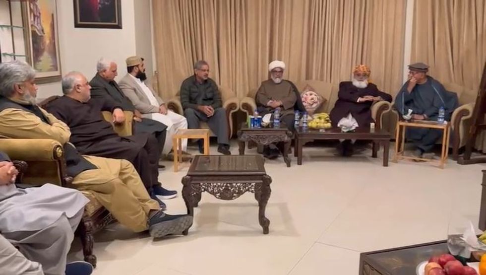 Pakistan’s opposition unites, demands fresh polls