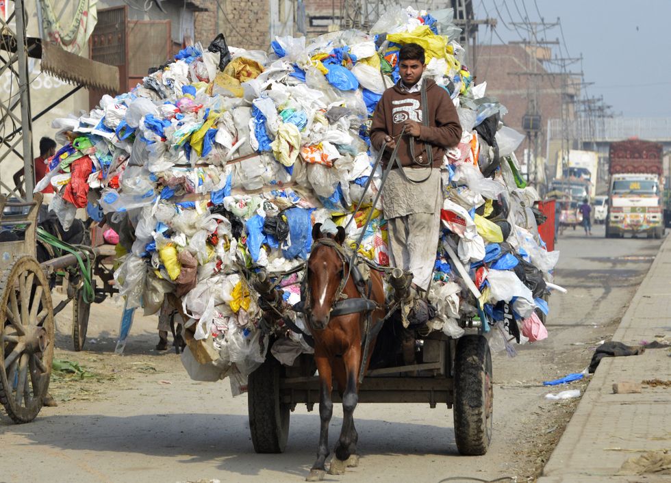 Pakistan only recycles 4% to 9% of its plastic waste, report warns